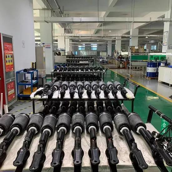Guangzhou Jovoll Auto Parts Technology Co., Ltd. línea de producción del fabricante