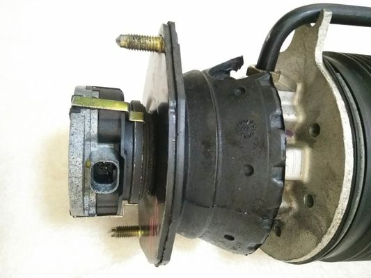 La parte posterior hidráulica del amortiguador de choque de ABC dejó la SL-clase W230 R230 de Mercedes-Benz con el control activo a2303200338 del cuerpo